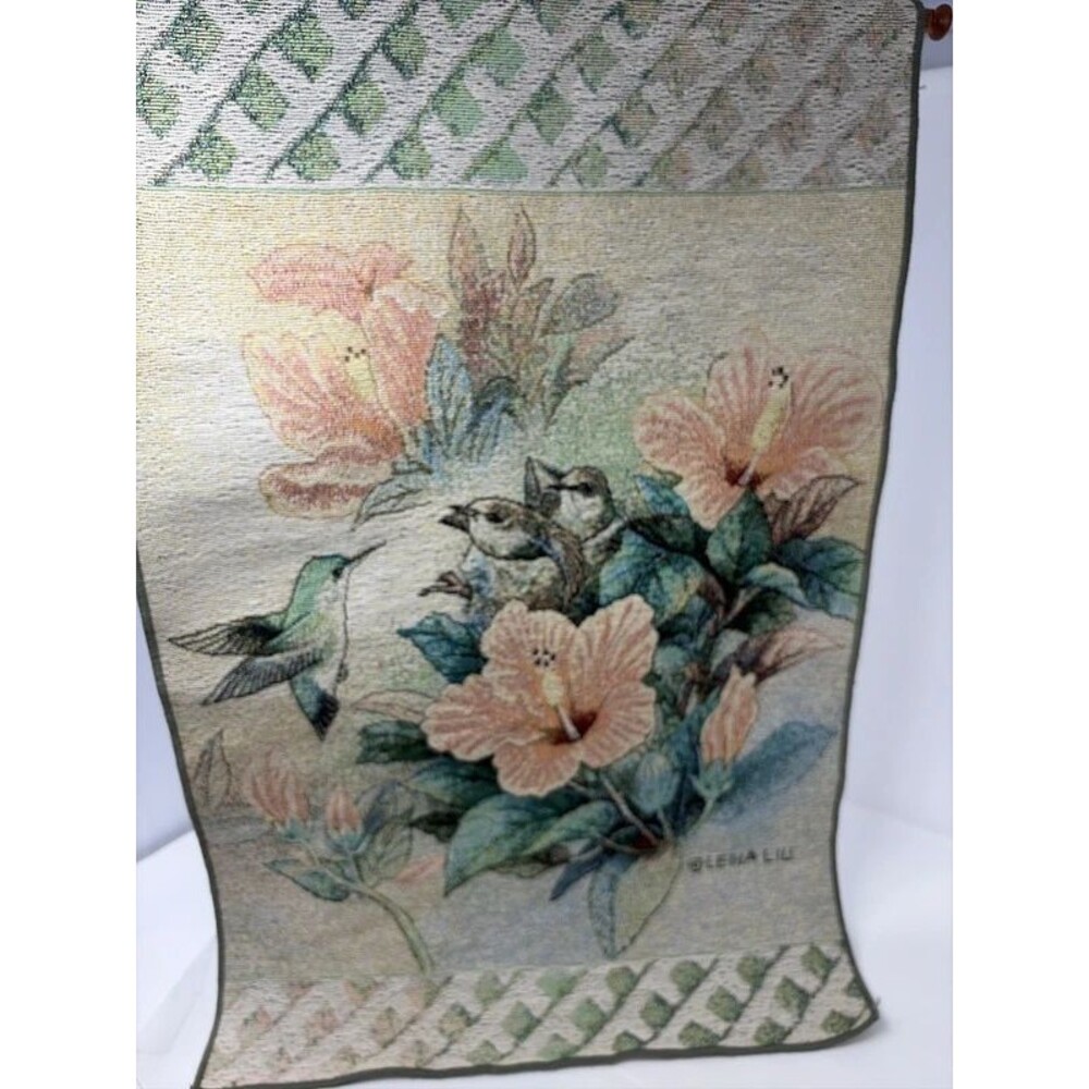 Nature’s harmony wall hanging lens Lou hummingbird read